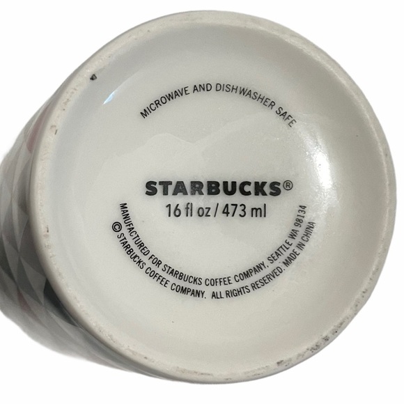 Starbucks Geometric Triangle Tall Mug Set Red Gray White Christmas OS - Picture 5 of 9